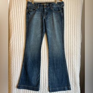 Express women’s flare jeans size 8
